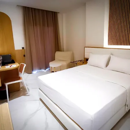 Hotel Royal King David 4*